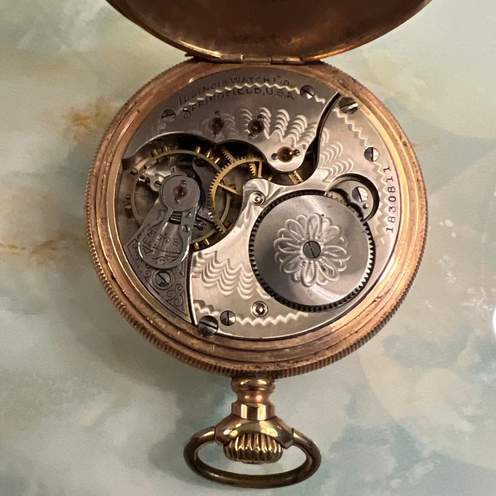 ILLINOIS WATCH CO Antique 11 Jewel Pocket Watch in 10k Gold Filled Dueber Case